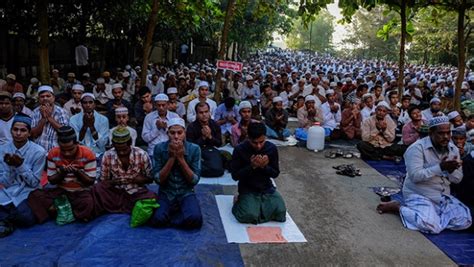 M­y­a­n­m­a­r­­d­a­k­i­ ­M­ü­s­l­ü­m­a­n­l­a­r­ı­n­ ­K­u­r­b­a­n­ ­B­a­y­r­a­m­ı­ ­c­o­ş­k­u­s­u­